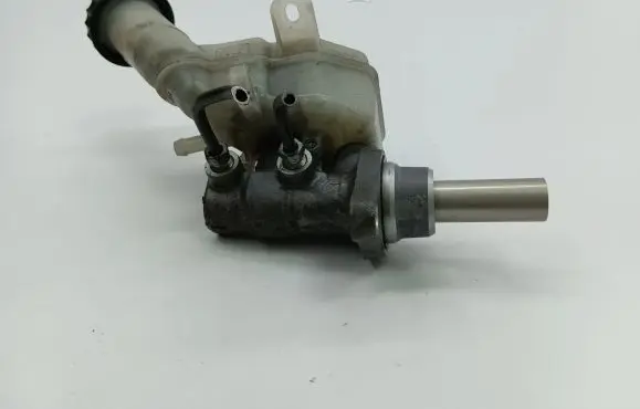 Mitsubishi Outlander Master brake cylinder 220536