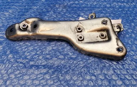 Mercedes-Benz Sprinter W906 other engine part A6510901041
