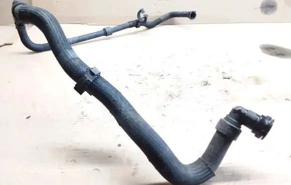 Peugeot 508 Engine coolant pipe/hose