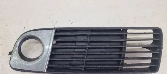 Audi A6 S6 C5 4B Front bumper lower grill 4B0807681J