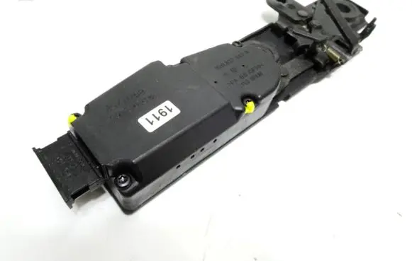 Volkswagen Eos Tailgate/trunk/boot lock/catch/latch 1Q0827383B