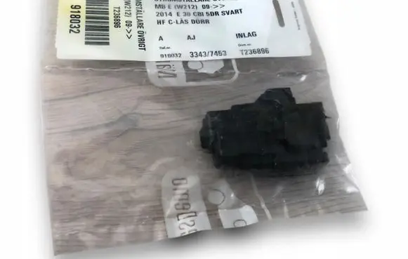 Mercedes-Benz E W212 Fog light switch A2049058502