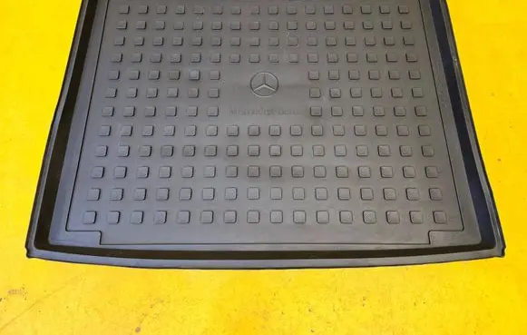 Mercedes-Benz GLC C253 Rubber trunk/boot mat liner A2538140300