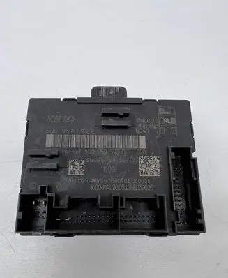 Volkswagen Golf VII Door control unit/module 5Q0959593E 5Q0959593B