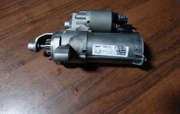 Audi A6 S6 C6 4F Starter motor 0P2911022A