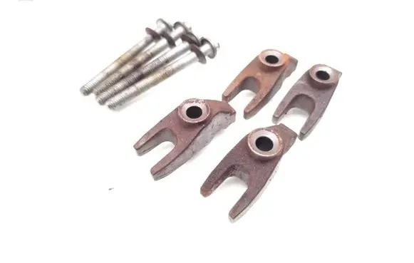 Jeep Grand Cherokee (WK) Fuel Injector clamp holder 