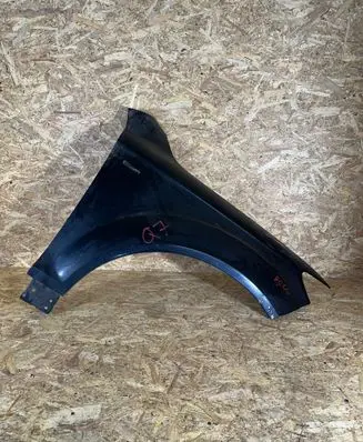 Audi Q7 4L Fender