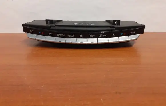 Mercedes-Benz S W221 Interior fan control switch 2218201310 7403