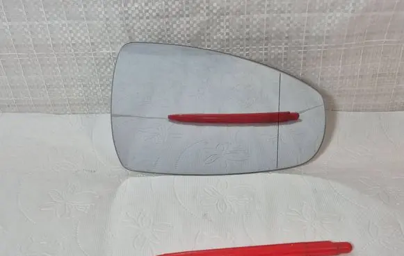 Audi A1 Wing mirror glass 