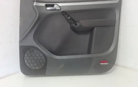 Volkswagen Touran I Front door card panel trim 1T1867012013