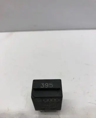 Audi A5 8T 8F Other relay 8Z0951253 A1001X50 011371A