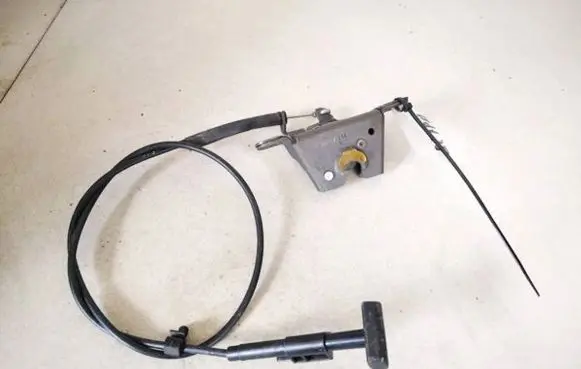 Volkswagen Jetta V Seat back rest lock catch 5c6885682