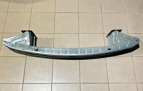 Subaru Legacy VII Front bumper cross member