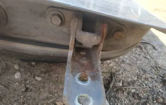 Mitsubishi Lancer X Front door upper hinge