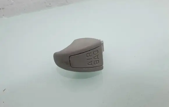 Sun visor clip/hook/bracket