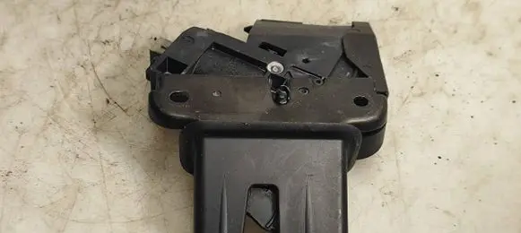 Audi A6 S6 C6 4F Tailgate/trunk/boot lock/catch/latch 4E0827645 4E0827505C