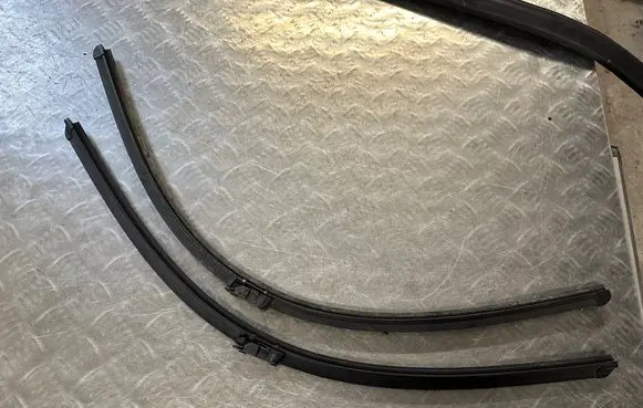 Citroen C4 II Picasso Headlight wiper blade set 