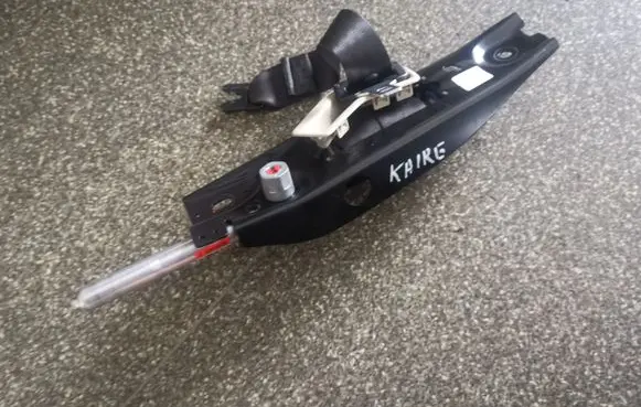 Volvo S80 Front seatbelt