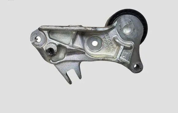 Volvo V40 Cross country Generator/alternator belt tensioner 31401396