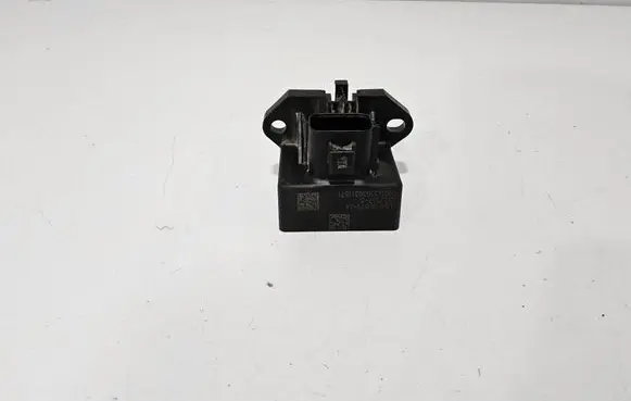 Ford F150 Fuel pump relay FU5A-9D370-LA FU5A9D370LA FU5A9D370