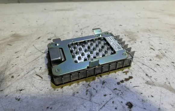 Volvo XC40 Wireless charging module 32389269 L2C0085TR 221013002223