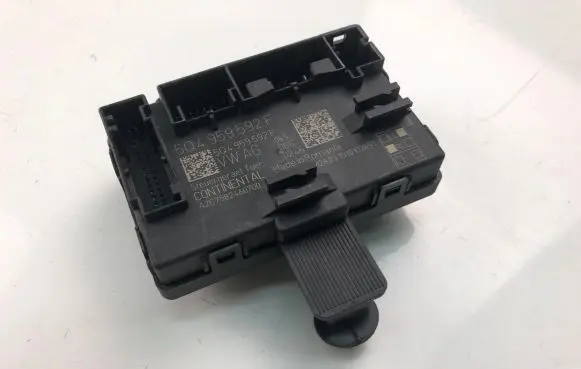 Volkswagen Golf VII Other control units/modules 5Q4959592F