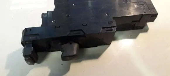 Volvo S80 Electric window control switch 8622040