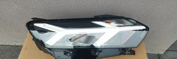 Dacia Sandero III Headlight/headlamp 260107978R
