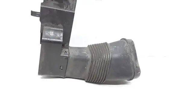 Volvo V60 Air intake duct part 30671772 30798474