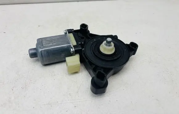 Skoda Superb B8 (3V) Front door window regulator motor 5Q0959802B
