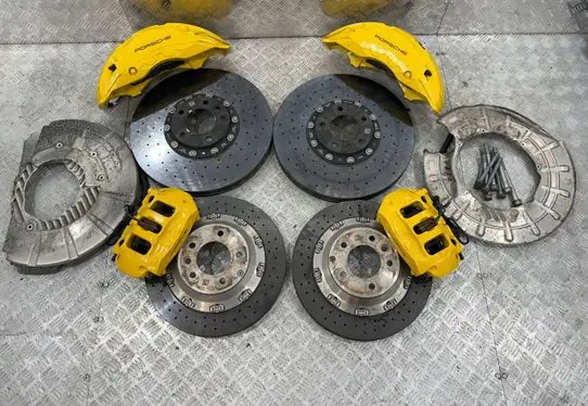 Porsche Cayenne (92A) Brake discs and calipers set 7P5615404AF