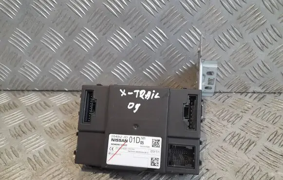 Nissan X-Trail T31 Comfort/convenience module 284B2JD01D 5WK46498