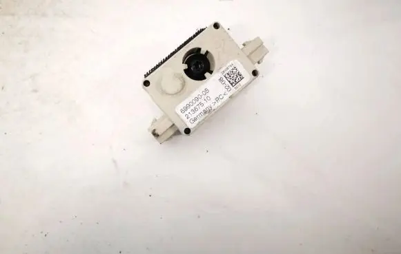 Antenna control unit