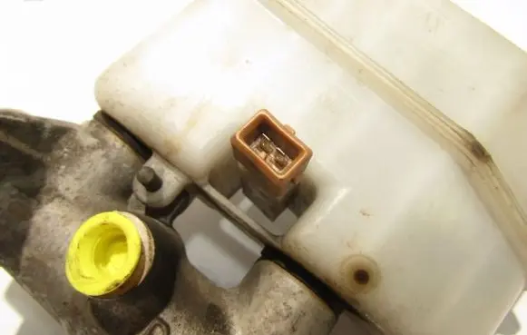KIA Sportage Master brake cylinder BM341106
