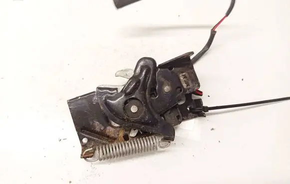 Dodge Magnum Engine bonnet/hood lock/catch 