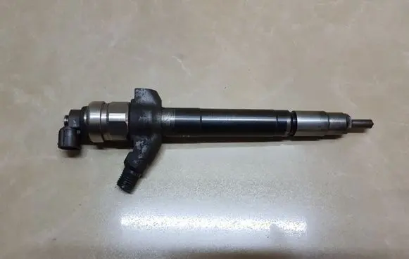 Ford Transit Fuel injector 6C1Q9K546AC