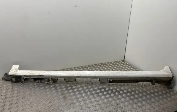 Toyota Prius+ (ZVW40) Sill 
