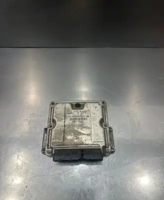 Jeep Grand Cherokee (WJ) Engine control unit/module 0281010293 P56044356AC 28SA5638