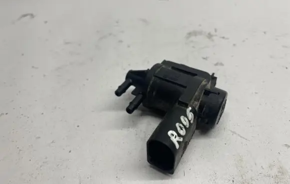 Volkswagen Touareg II Turbo solenoid valve 1K0906283