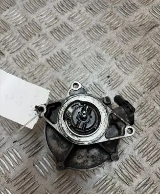 Audi A6 S6 C5 4B Vacuum pump 72218501
