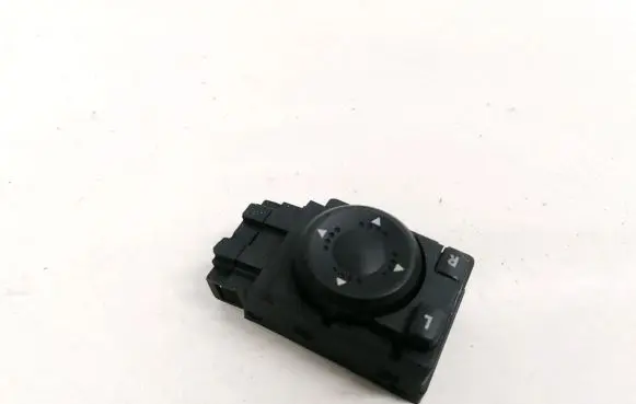 Volkswagen PASSAT B5 Wing mirror switch 3B1959565