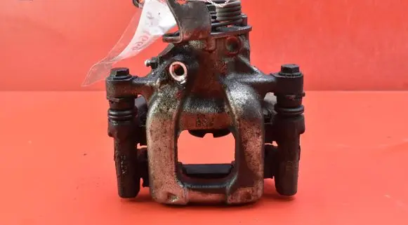 Volkswagen Golf Plus Rear brake caliper