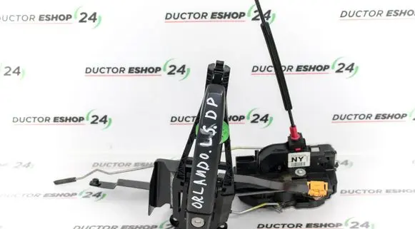 Chevrolet Orlando Front door lock 13579499