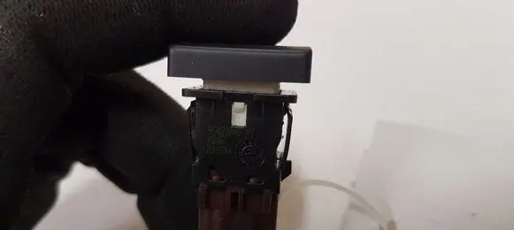 Peugeot 607 ESP (stability program) switch 96420049XT
