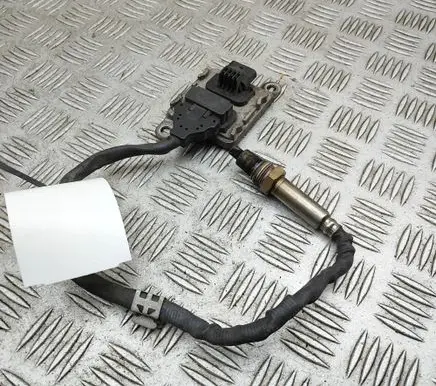 Mercedes-Benz E W238 Lambda probe sensor A0009053009