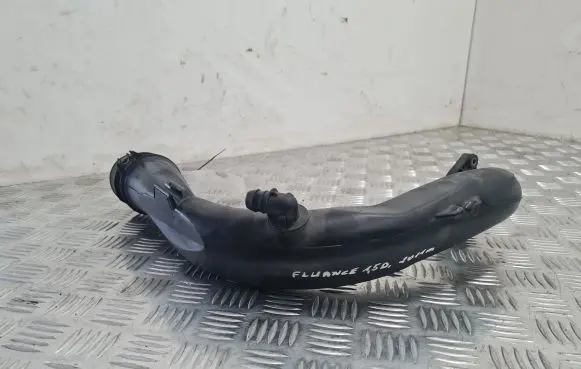 Renault Fluence Air intake hose/pipe