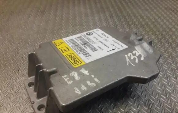 BMW 1 E81 E87 Airbag control unit/module 6960268
