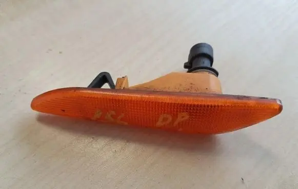 Alfa Romeo 156 Front fender indicator light