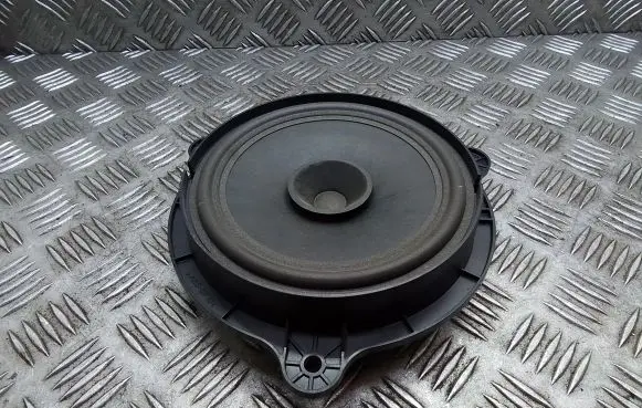 Nissan Qashqai+2 Rear door speaker 281569U00A 7606500485