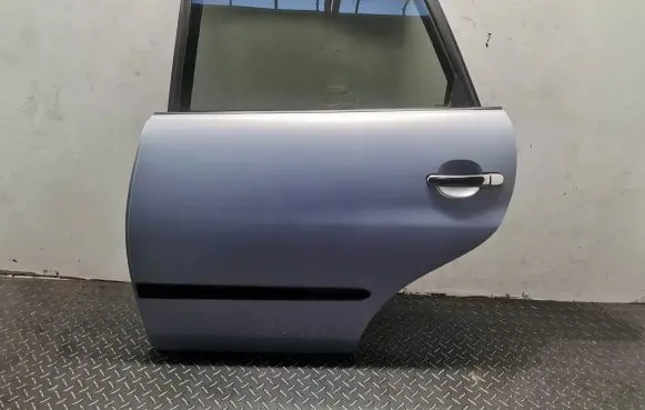Seat Ibiza III (6L) Rear door
